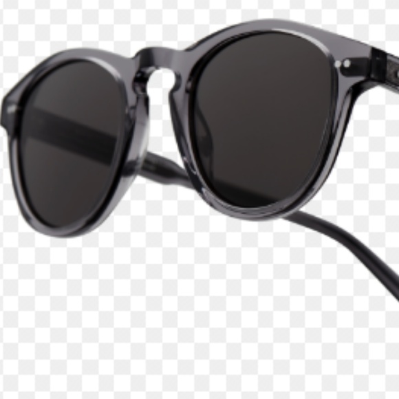 Chimi Eyewear - Ginger 002 Black - Picture 2 of 7